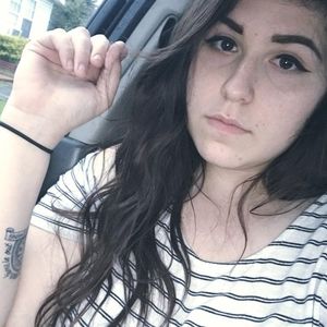 Meet your Posher, Mckenzie